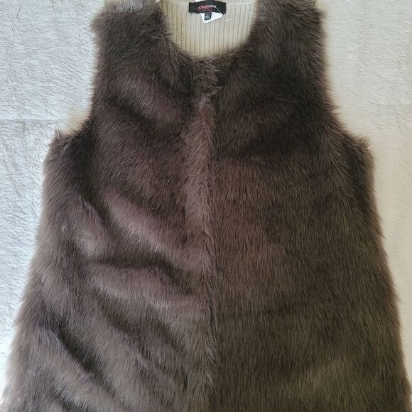 𝅺jones wear| Faux Fur knit Vest| LG - Picture 2 of 6